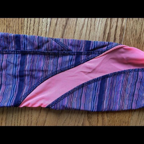 Lululemon Inspire Mid-Rise Tight with Mesh - Size 4 - Picture 3 of 4